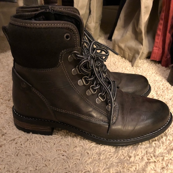 taos ringer boots